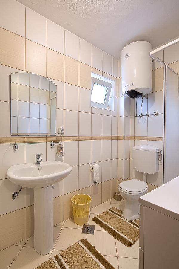 Apartmani Zeljko Vujovic 布德瓦 外观 照片
